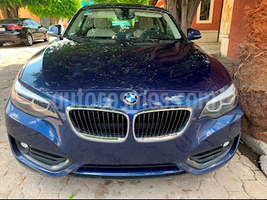 Foto BMW Serie 2 220iA Aut usado (2018) color Azul Profundo precio $430,000
