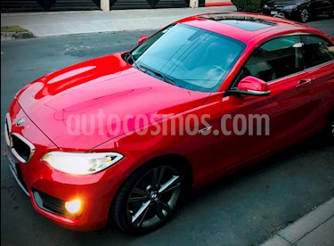foto BMW Serie 2 220iA Executive Aut usado (2016) color Rojo Melbourne precio $369,000