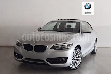 foto BMW Serie 2 220iA Executive Aut usado (2018) color Plata precio $490,000