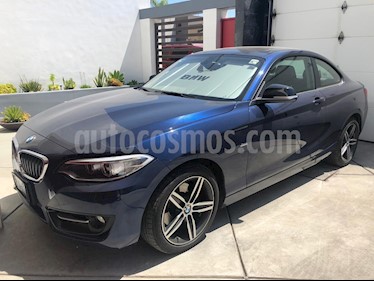 foto BMW Serie 2 220iA Sport Line Aut usado (2017) color Azul precio $390,000