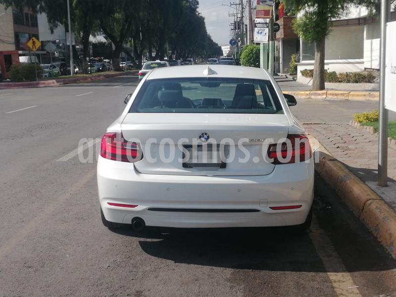 foto BMW Serie 2 220iA Sport Line Aut usado (2016) color Blanco Alpine precio $310,000