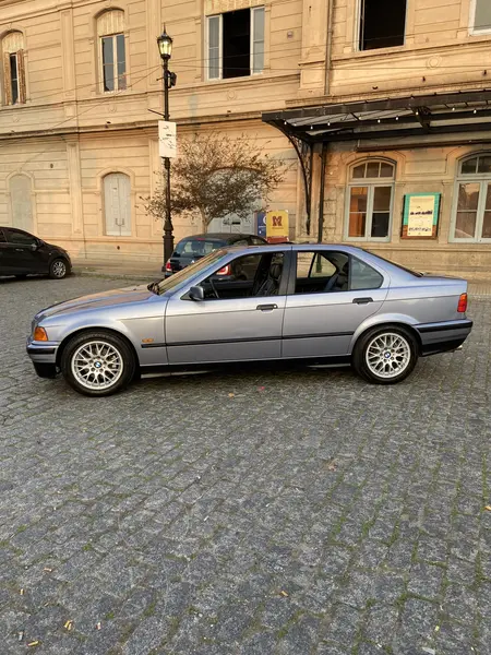 1997 BMW Serie 3 Sedán 328i