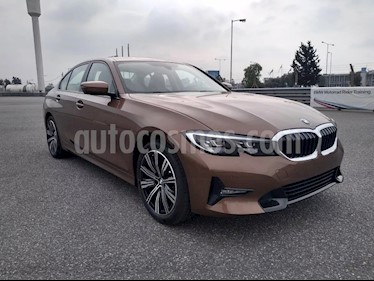 BMW Serie 3 320i SportLine Aut nuevo color Bronce precio u$s50.900