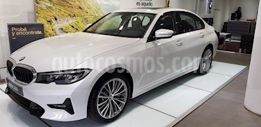 foto BMW Serie 3 330i SportLine Aut nuevo color Blanco precio u$s78.900