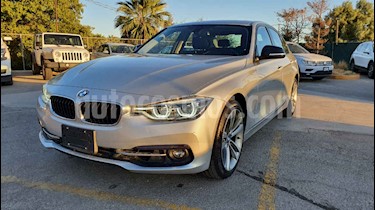 BMW Serie 3 330iA Sport Line Plus usado (2018) color Plata precio $399,900