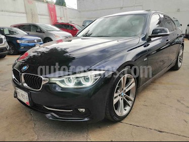 foto BMW Serie 3 330iA Sport Line usado (2017) color Azul precio $470,000