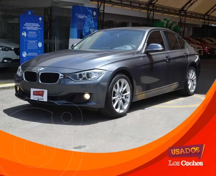Foto BMW Serie 3 328i Executive Aut usado (2014) color Gris precio $85.600.000