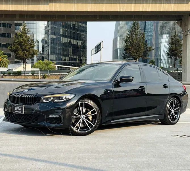 Foto BMW Serie 3 330iA M Sport usado (2022) color Negro precio $699,000