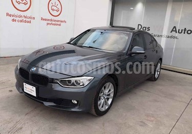 foto BMW Serie 3 4p 328i L4/2.0/T Aut usado (2014) color Gris precio $292,000