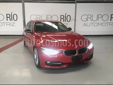 foto BMW Serie 3 335i usado (2012) color Rojo Crimson precio $243,000