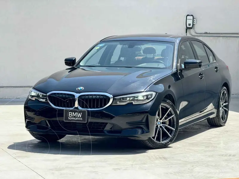 Foto BMW Serie 3 330iA Sport Line usado (2019) color Negro financiado en mensualidades(enganche $123,800 mensualidades desde $9,656)