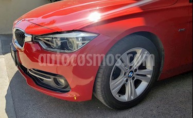 BMW Serie 3 320i Sport Line usado (2016) color Rojo Melbourne precio $314,900