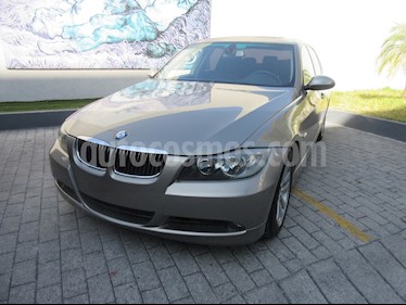 foto BMW Serie 3 325iA usado (2009) color Rojo Barbera precio $149,000