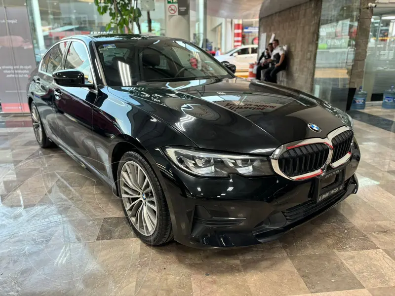 Foto BMW Serie 3 320i usado (2021) color Negro precio $609,000