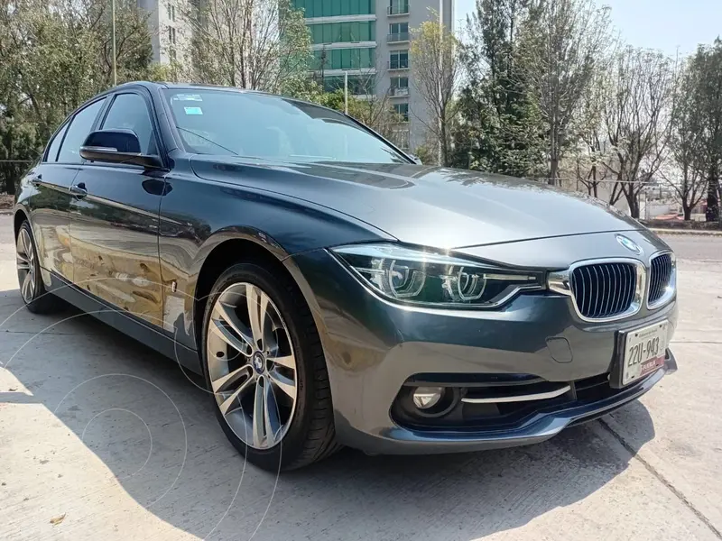 Foto BMW Serie 3 330iA Sport Line usado (2018) color Gris financiado en mensualidades(enganche $154,451 mensualidades desde $8,303)