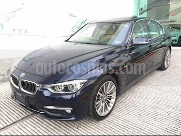 foto BMW Serie 3 330iA Luxury Line usado (2017) color Azul precio $430,000