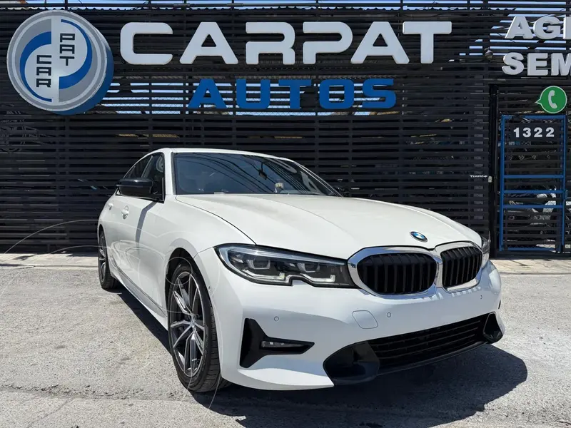 Foto BMW Serie 3 330e Sport Line Plus usado (2020) color Blanco financiado en mensualidades(enganche $142,780 mensualidades desde $14,881)