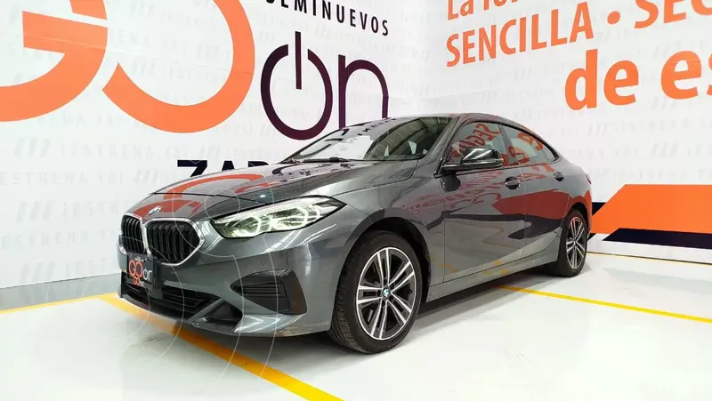 Foto BMW Serie 3 320i usado (2022) color Gris Oscuro financiado en mensualidades(enganche $119,628 mensualidades desde $9,148)