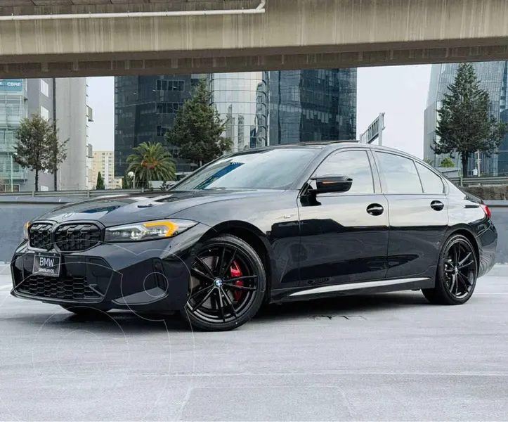 Foto BMW Serie 3 M340i xDrive Aut usado (2024) color Negro financiado en mensualidades(enganche $241,780 mensualidades desde $23,851)