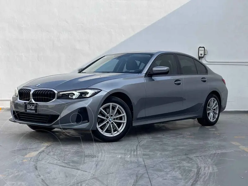 Foto BMW Serie 3 320i Aut usado (2023) color Gris precio $639,000