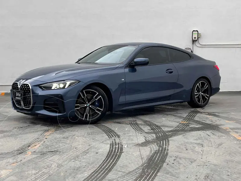 Foto BMW Serie 4 Coupe 430i usado (2025) color Azul financiado en mensualidades(enganche $219,780 mensualidades desde $21,681)
