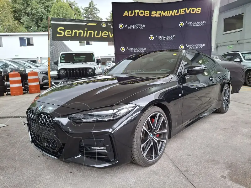Foto BMW Serie 4 Coupe 430i usado (2024) color Negro Zafiro precio $1,050,000