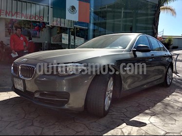 Foto venta Auto Seminuevo BMW Serie 5 520iA (2014) color Gris precio $307,000