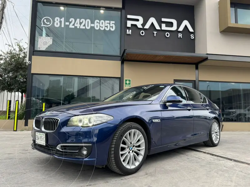 Foto BMW Serie 5 528iA Luxury Line usado (2016) color Azul precio $299,800