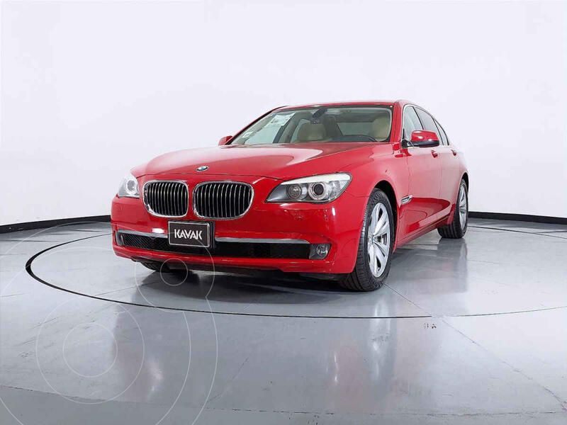 Foto BMW Serie 7 740iA usado (2012) color Rojo precio $372,999