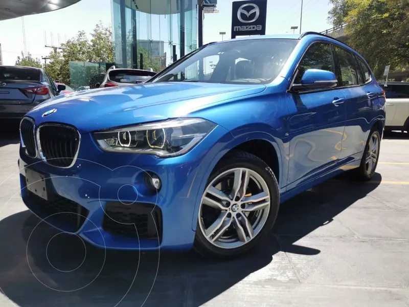 Foto BMW X1 sDrive 20iA M Sport usado (2019) color Azul financiado en mensualidades(enganche $140,000 mensualidades desde $14,030)
