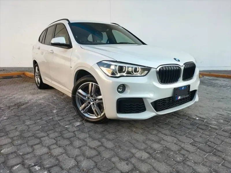 Foto BMW X1 sDrive 20iA M Sport usado (2019) color Blanco precio $478,000
