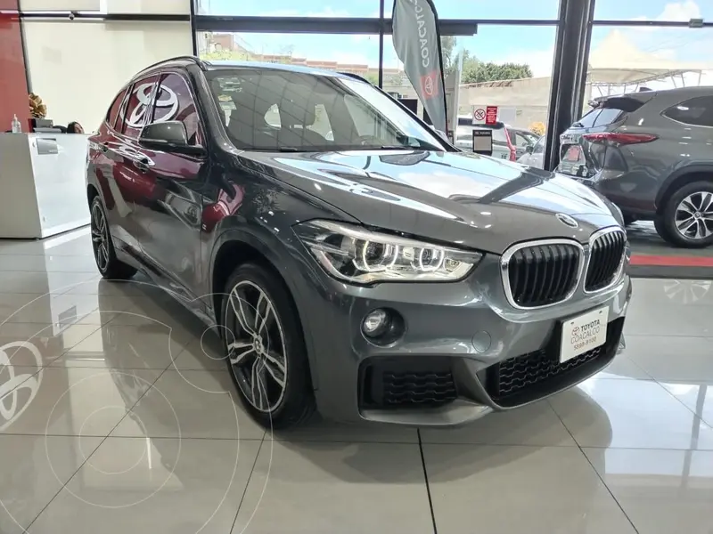 Foto BMW X1 sDrive 20iA M Sport usado (2019) color Gris precio $369,000