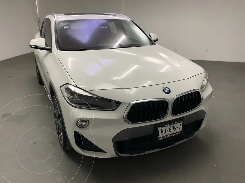 Foto BMW X2 sDrive20iA M Sport usado (2019) color Blanco precio $615,000
