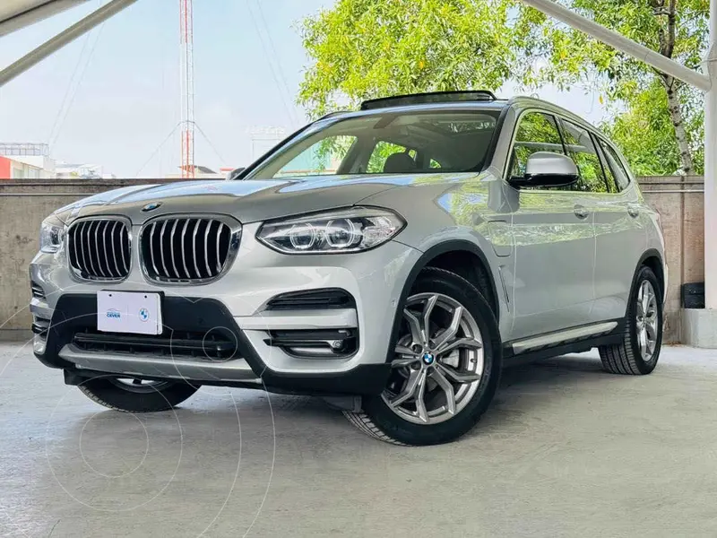 Foto BMW X3 xDrive30e usado (2021) color Plata financiado en mensualidades(enganche $169,180 mensualidades desde $16,689)