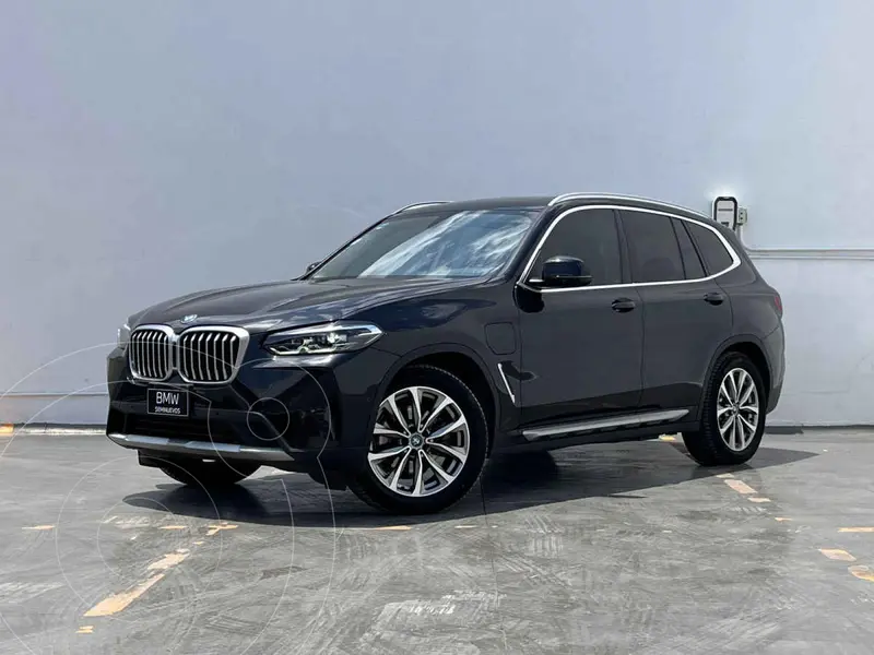Foto BMW X3 xDrive30e usado (2024) color Negro financiado en mensualidades(enganche $219,780 mensualidades desde $21,681)