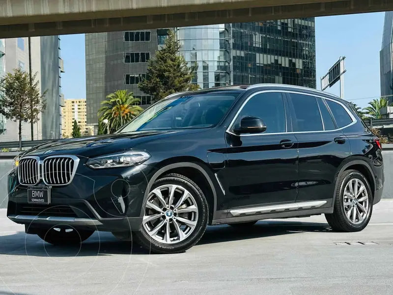 Foto BMW X3 xDrive30e usado (2024) color Negro financiado en mensualidades(enganche $217,580 mensualidades desde $21,464)