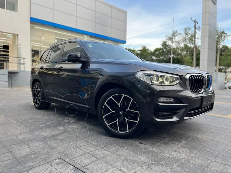 Foto BMW X3 sDrive20iA Executive usado (2019) color Gris financiado en mensualidades(enganche $110,000 mensualidades desde $10,633)