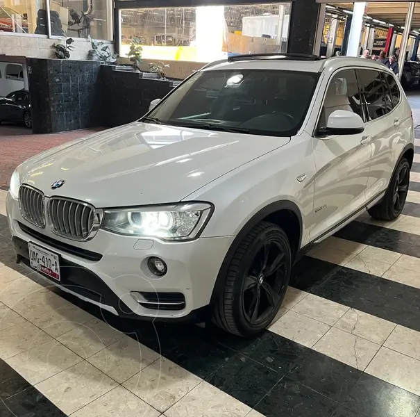 Foto BMW X3 xDrive28iA X Line usado (2017) color Blanco precio $285,000