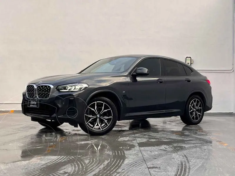 Foto BMW X4 xDrive30i usado (2024) color Gris financiado en mensualidades(enganche $230,780 mensualidades desde $22,766)