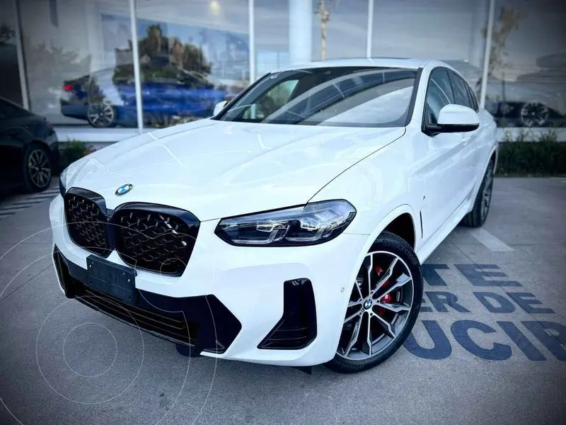 Foto BMW X4 xDrive30i usado (2025) color Blanco financiado en mensualidades(enganche $334,730 mensualidades desde $33,021)