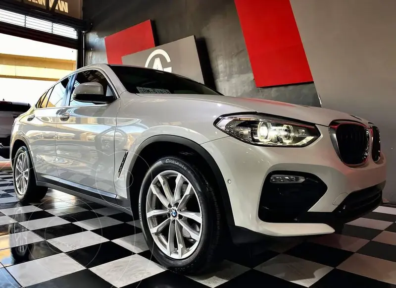 Foto BMW X4 xDrive30iA Execuitve Aut usado (2019) color Blanco precio $549,000