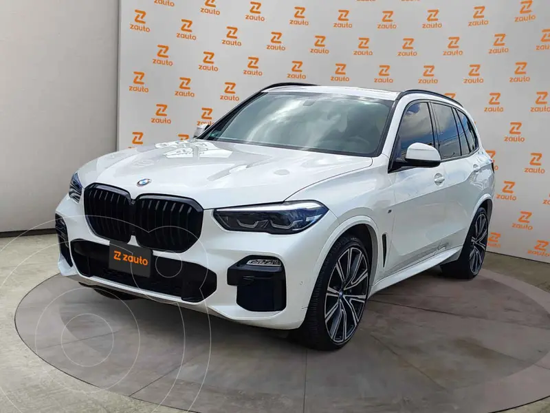 Foto BMW X5 M50i usado (2021) color Blanco precio $1,195,000