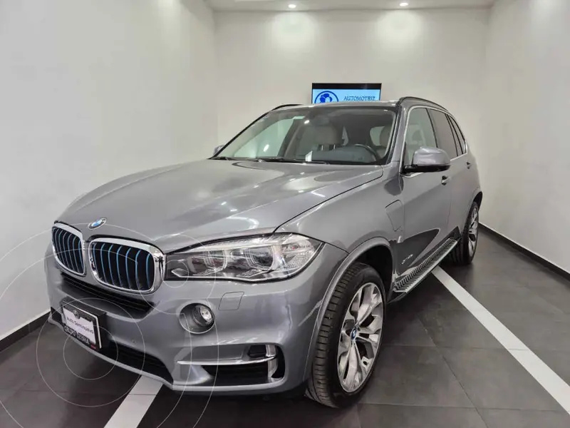 Foto BMW X5 xDrive 40e Excellence (Hibrido) usado (2018) color Gris financiado en mensualidades(enganche $122,100 mensualidades desde $12,045)