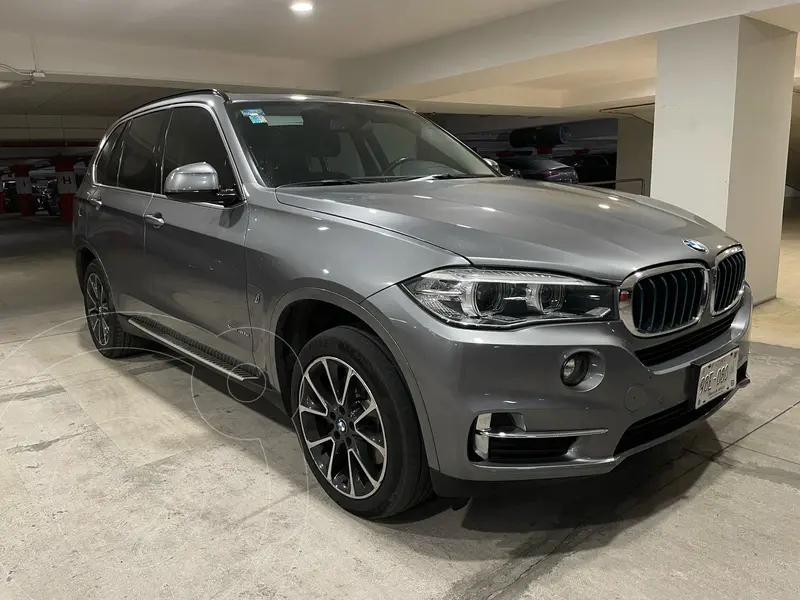 Foto BMW X5 xDrive 40e Excellence (Hibrido) usado (2018) color Gris precio $579,900