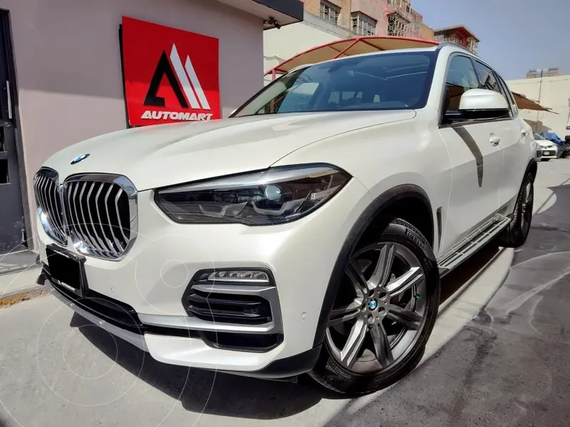 Foto BMW X5 xDrive40iA X Line usado (2019) color Blanco financiado en mensualidades(enganche $139,600 mensualidades desde $17,770)