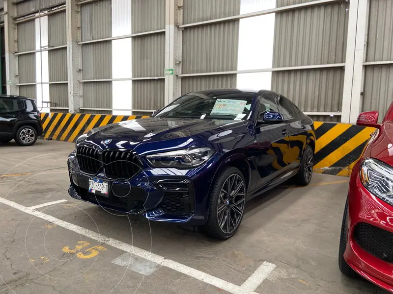 Foto BMW X6 xDrive40i M Sport usado (2023) color Azul Medianoche financiado en mensualidades(enganche $448,000 mensualidades desde $36,750)