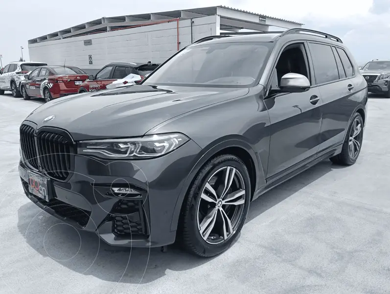 Foto BMW X7 M50i usado (2022) color BMWX ARCTIC GREY precio $1,140,000