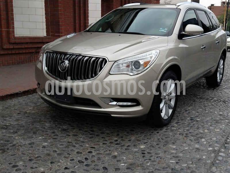 Buick Enclave 3.6L usado (2017) color Crema precio $438,000