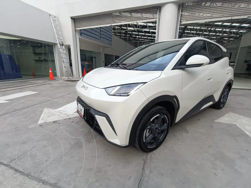 Foto BYD Dolphin Mini 300km usado (2025) color Blanco precio $320,000