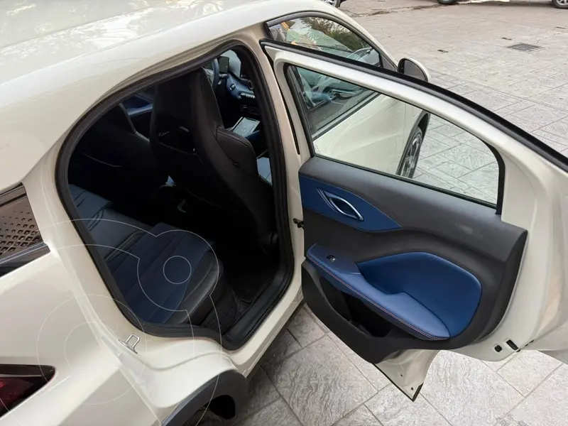 byd dolphin-mini